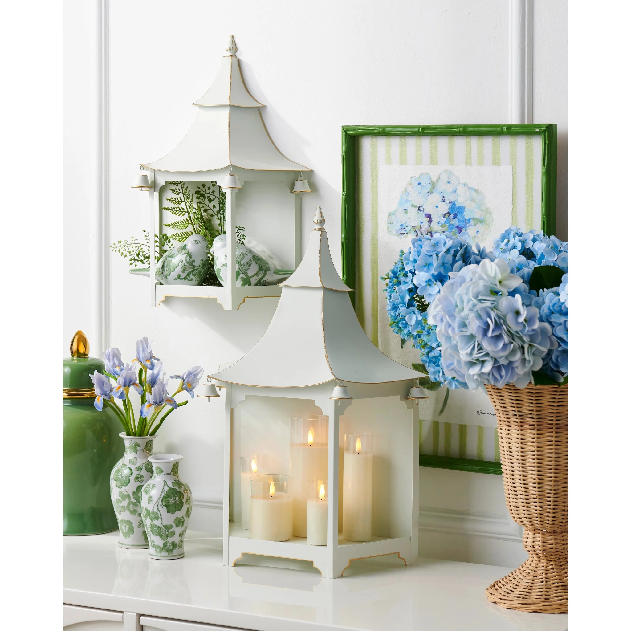 Pagoda Metal Wall Lantern - Image 3